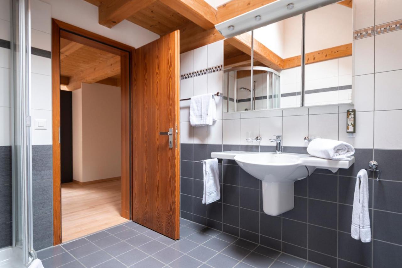 Gasthof Krone Blatten Экстерьер фото