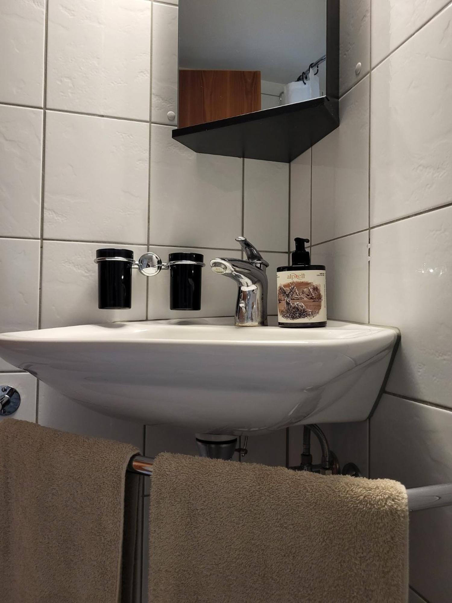 Gasthof Krone Blatten Экстерьер фото